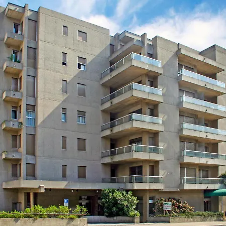 Apartment Residenza Majestic-1 *